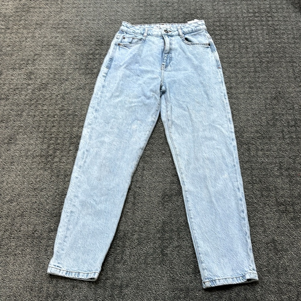 ZARA Light blue denim wash jeans
